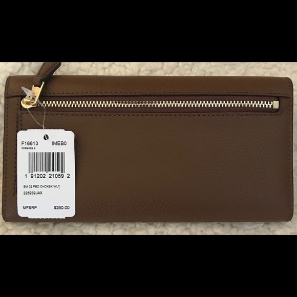 ❤️SOLD❤️Coach checkbook wallet - Picture 2 of 5